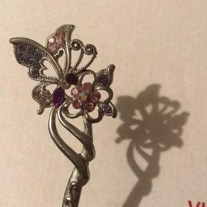 Butterfly hairpin